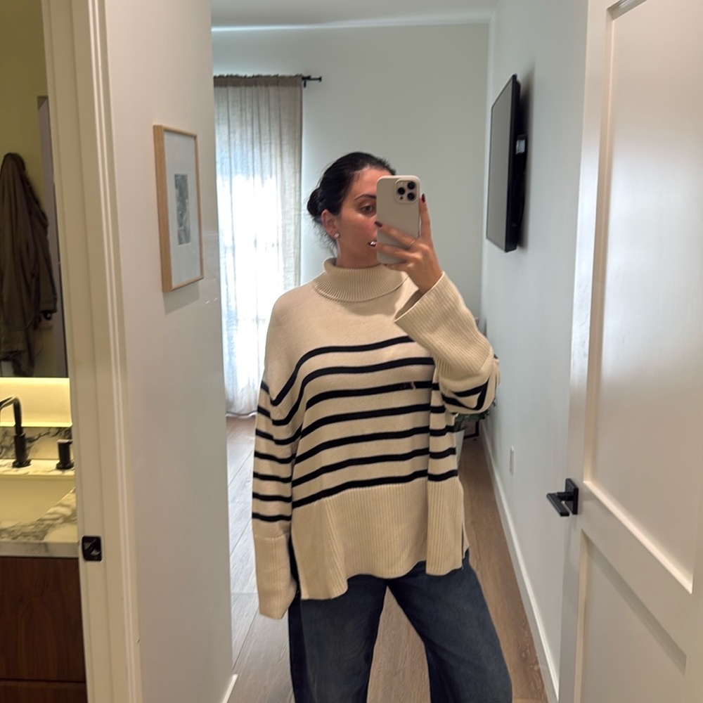 GAP TURTLENECK STRIPED SWEATER SIZE MEDIUM TALL